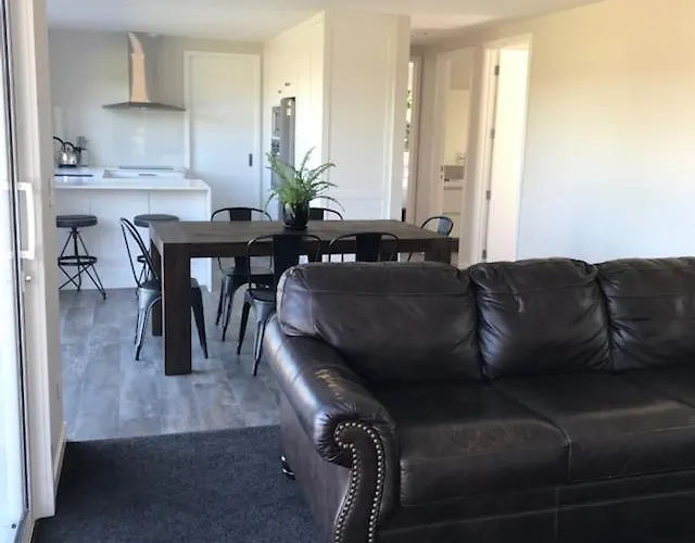 Dunray Cottage - Welcome To Havelock North